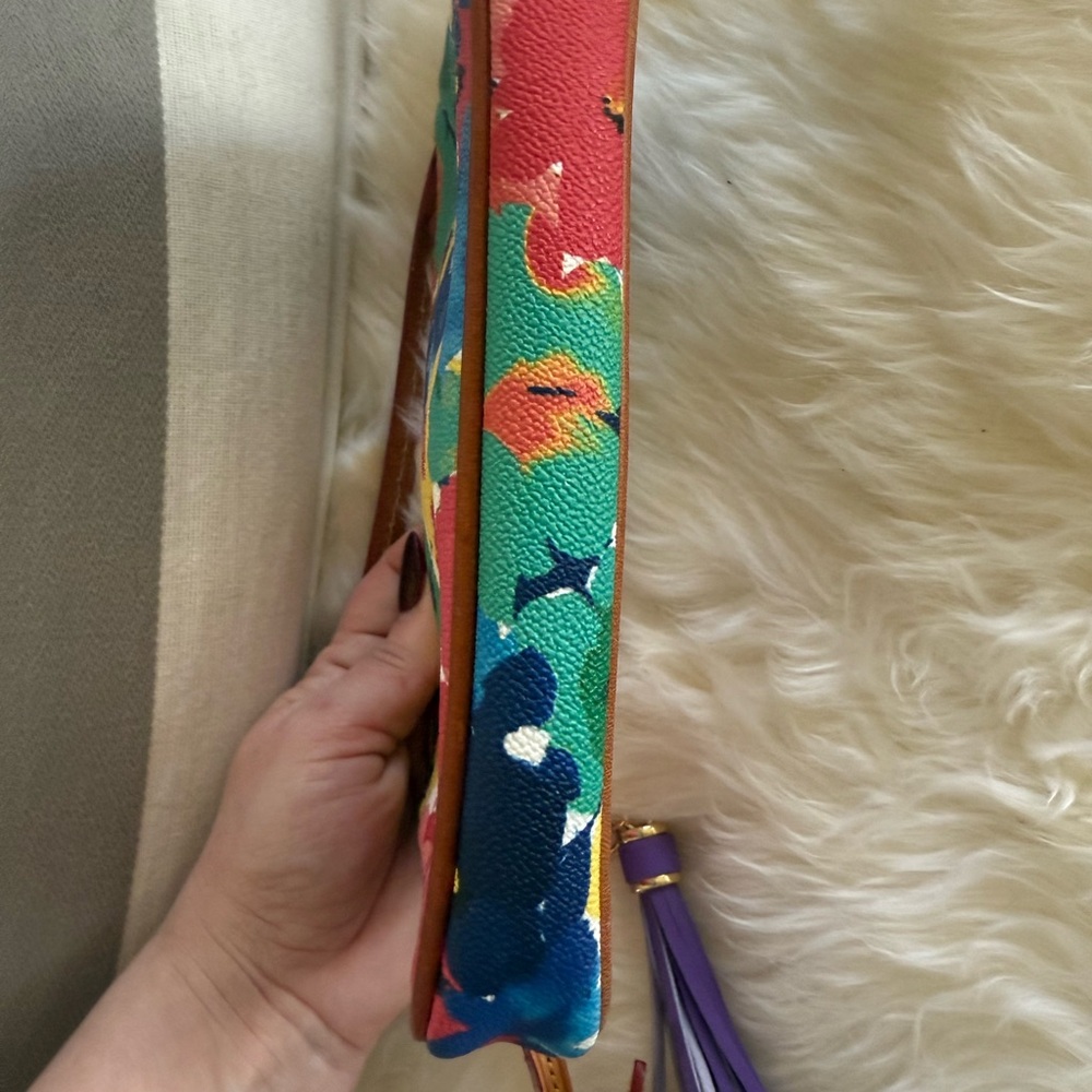 Dooney & Bourke- 🐳 Like New! Small Somerset Watercolors Collection Shoulder Bag - Picture 9 of 12